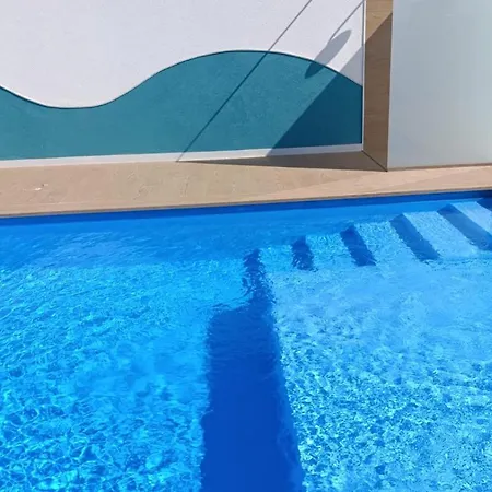 Ah La Mar *